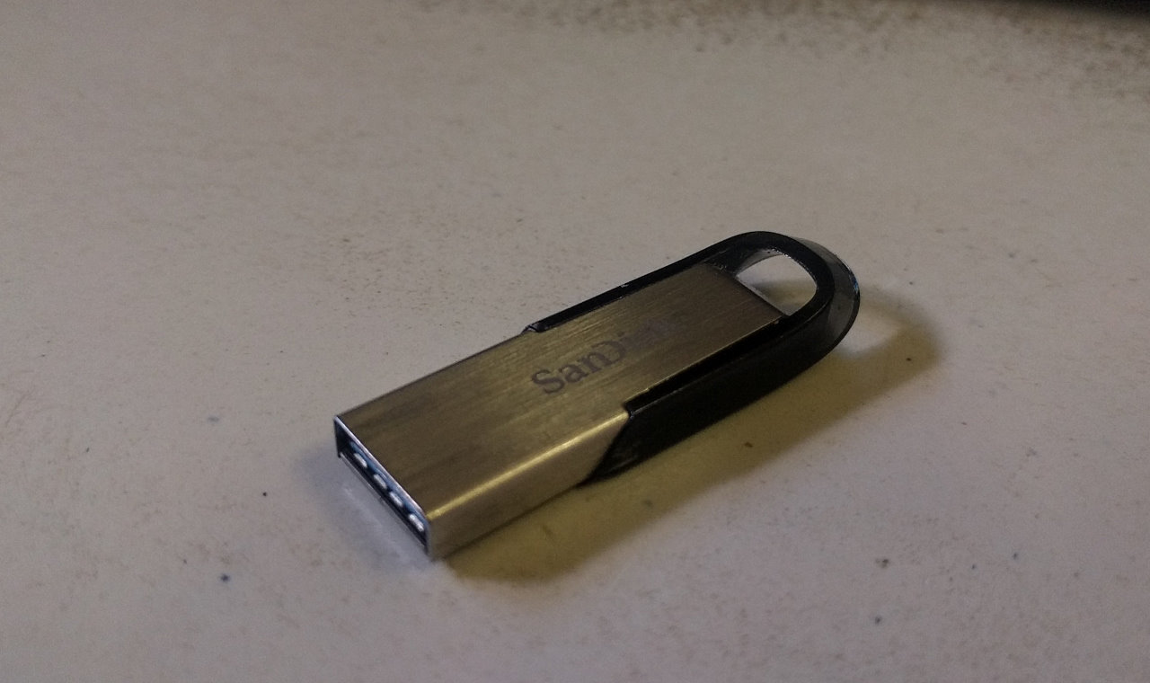 When the Internet breaks, you can share USBs